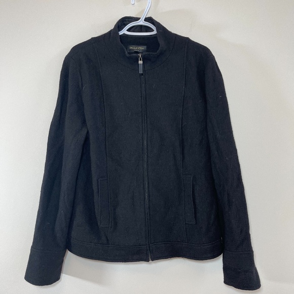 Dellaspiga Italy Coat - Picture 2 of 5